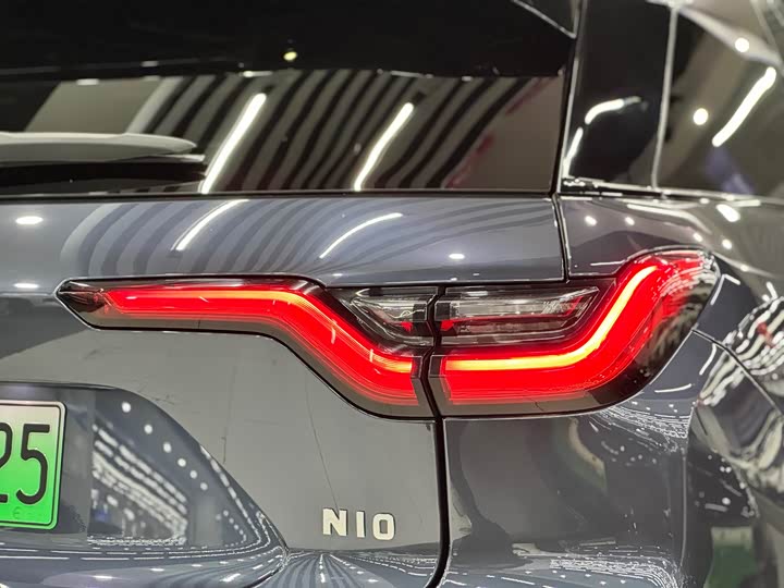 Фото 22 - Nio ES6