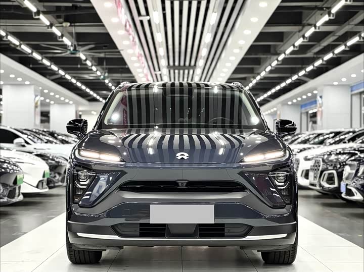 Фото 3 - Nio ES6