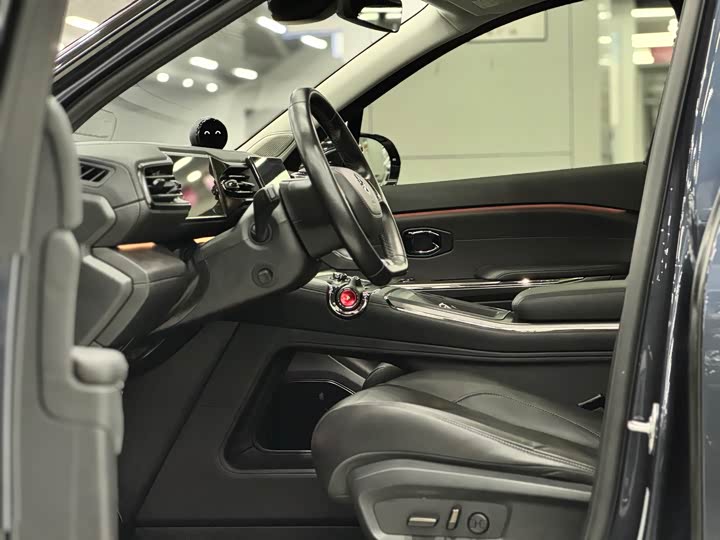 Фото 9 - Nio ES6