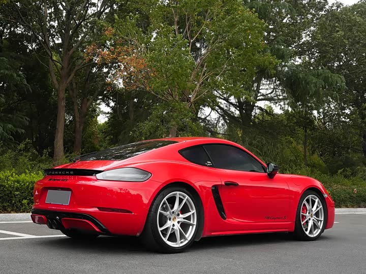 Фото 4 - Porsche 718