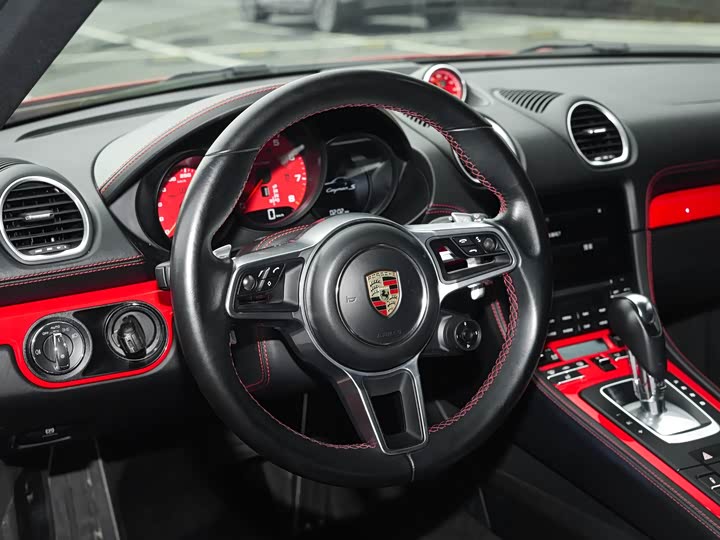 Фото 9 - Porsche 718