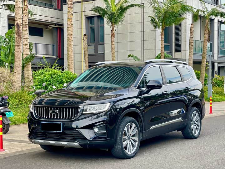 Фото 1 - Geely Okavango