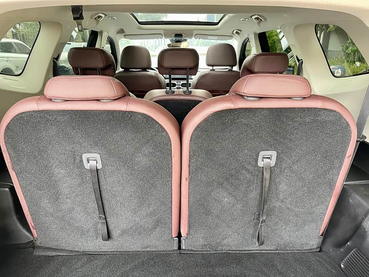 Фото 6 - Geely Okavango