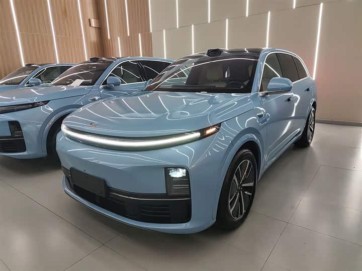 Фото 2 - LiXiang L7