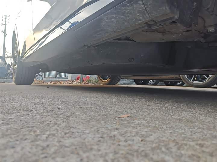 Фото 21 - Honda e:NP2