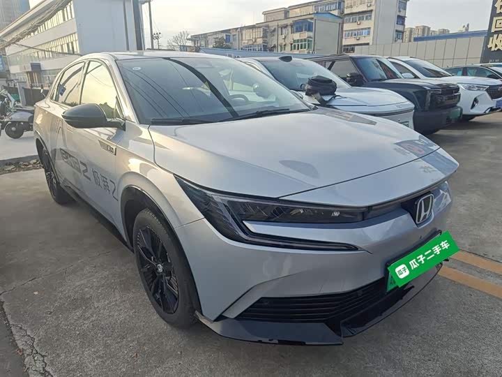 Фото 4 - Honda e:NP2