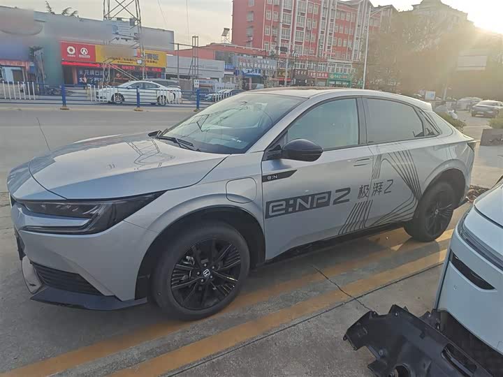 Фото 5 - Honda e:NP2