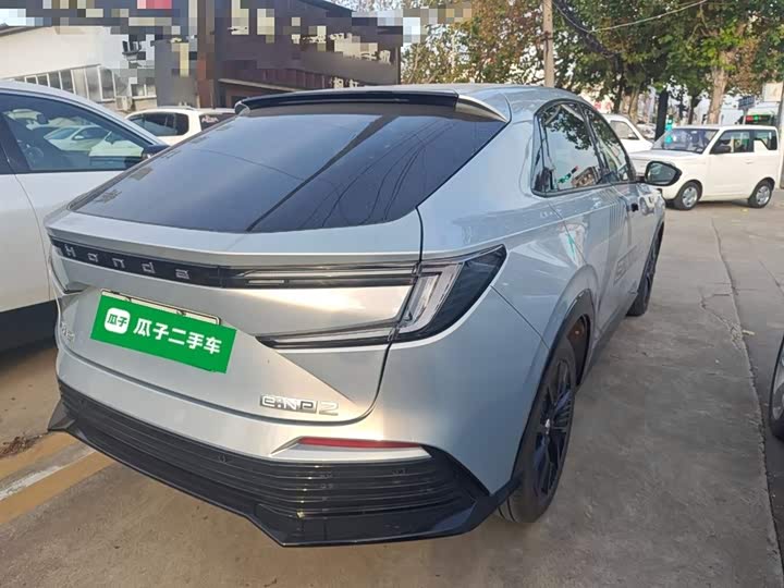 Фото 7 - Honda e:NP2