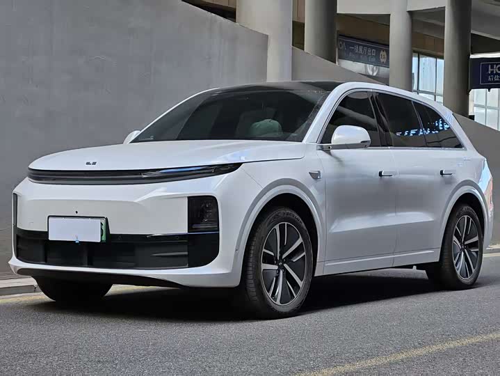 Фото 1 - LiXiang L6