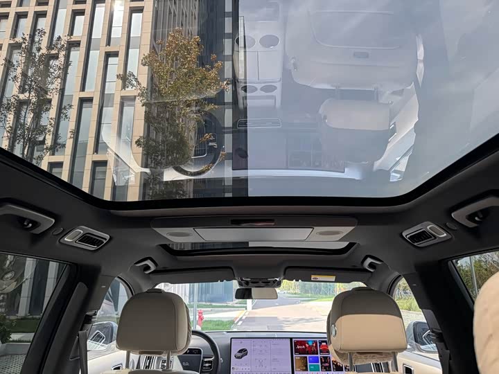 Фото 11 - LiXiang L9