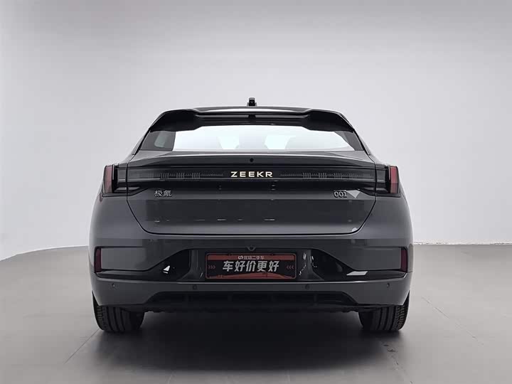 Фото 4 - Zeekr 001
