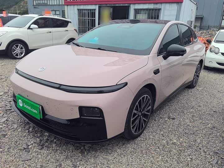 Фото 1 - Leapmotor B01