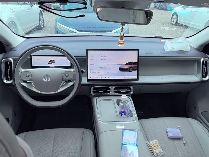 Фото 13 - Leapmotor B01