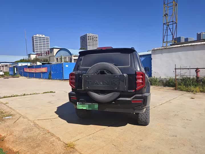 Фото 7 - Tank 400 Hybrid