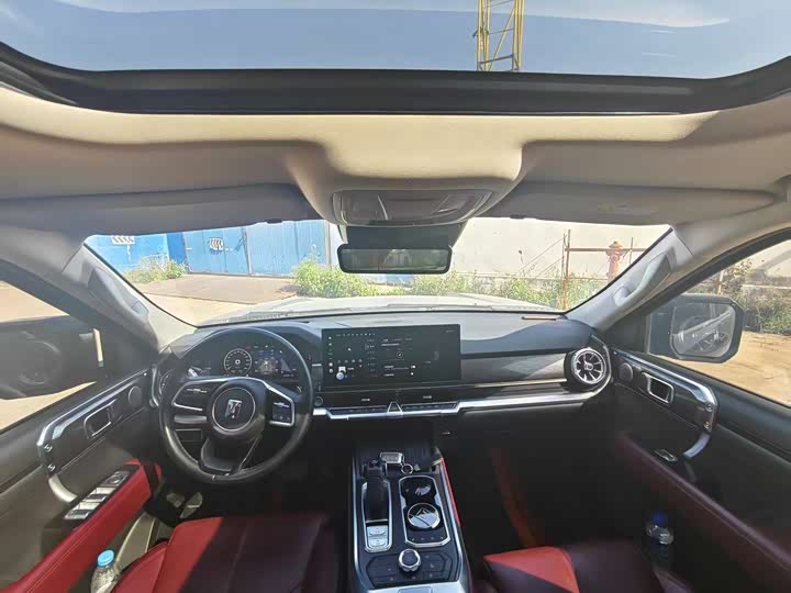 Фото 8 - Tank 400 Hybrid