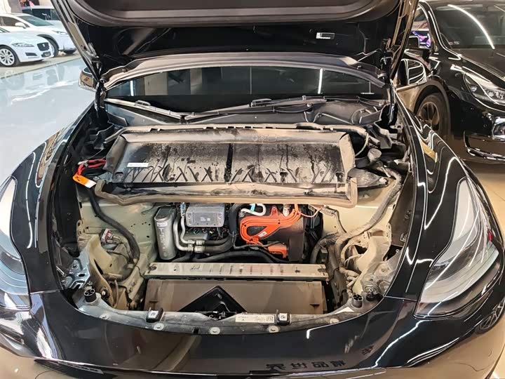 Фото 20 - Tesla Model Y