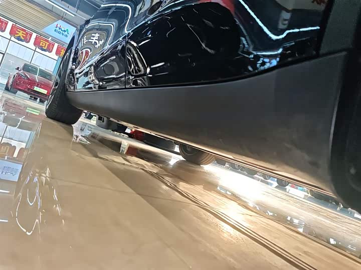 Фото 22 - Tesla Model Y