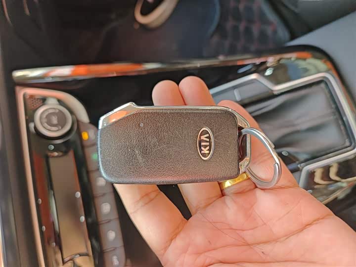 Фото 9 - Kia Sportage GT-line