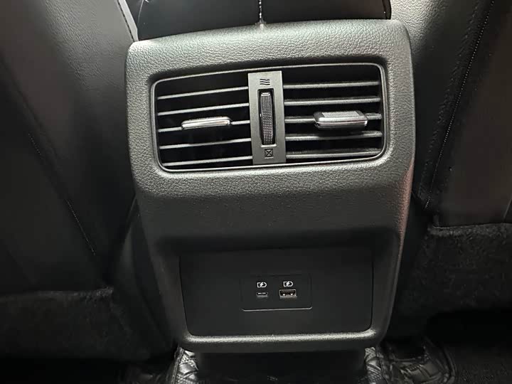 Фото 19 - Nissan X-Trail