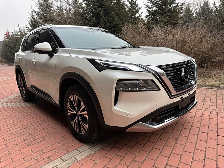 Фото 3 - Nissan X-Trail