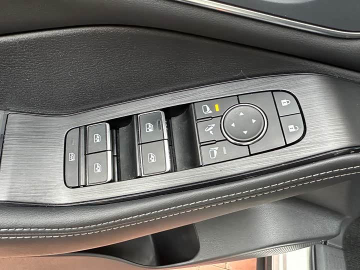 Фото 5 - Nissan X-Trail