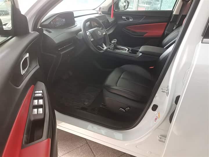 Фото 15 - Changan CS55 Plus