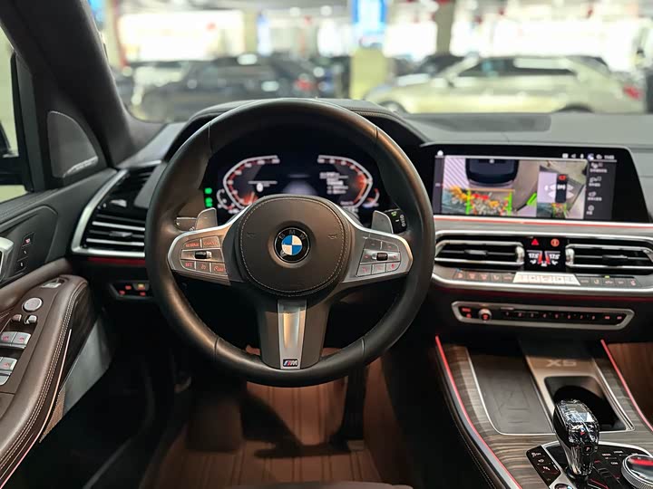 Фото 13 - BMW X5