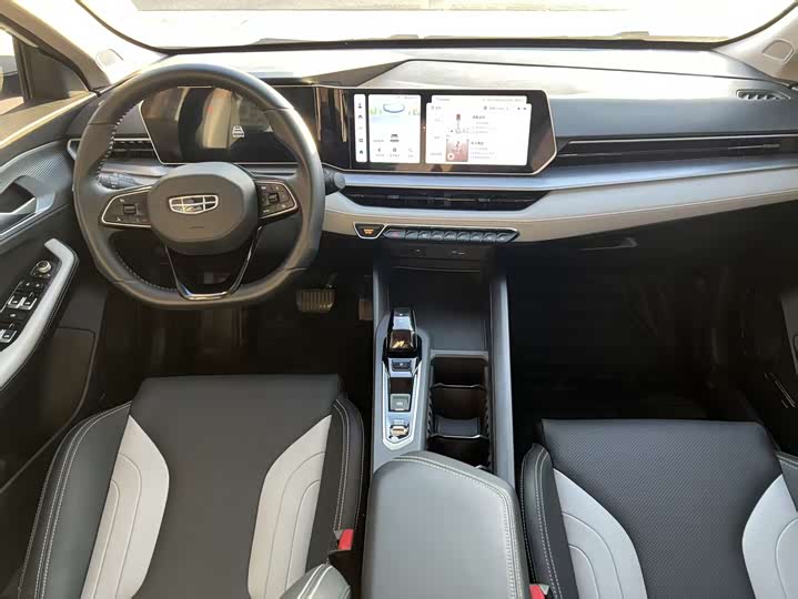 Фото 5 - Geely Binrui