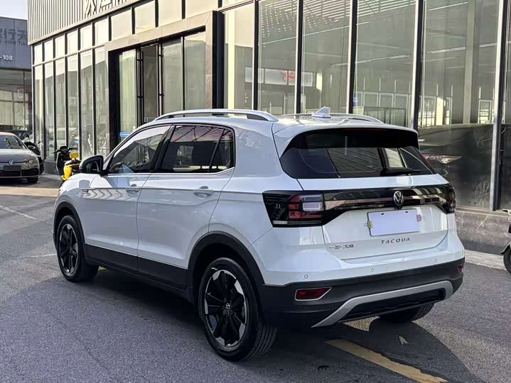 Фото 10 - Volkswagen Tacqua