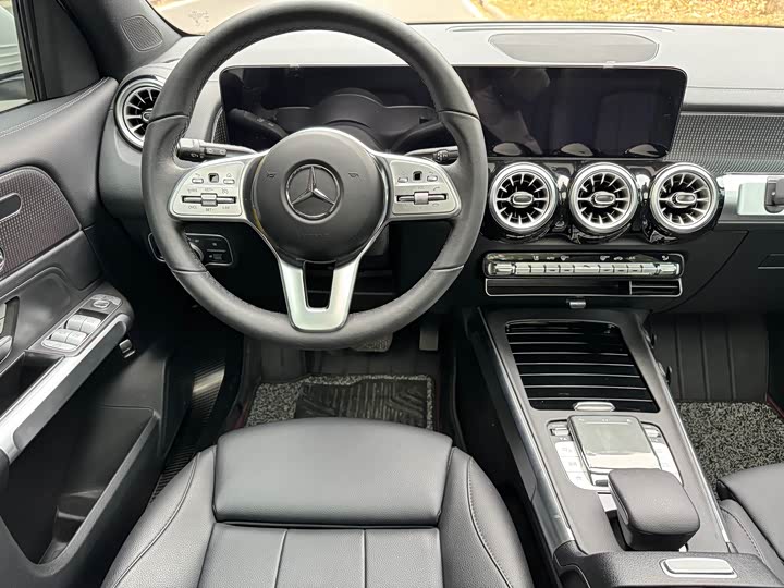 Фото 7 - Mercedes-Benz GLB-Class