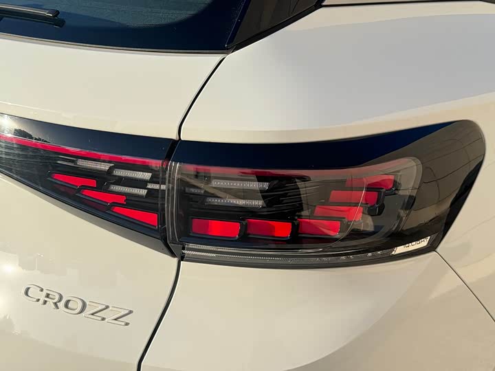 Фото 14 - Volkswagen ID.4 Crozz