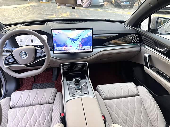 Фото 11 - BYD Tang Hybrid/EV