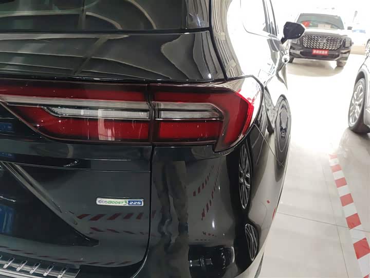 Фото 8 - Ford Equator