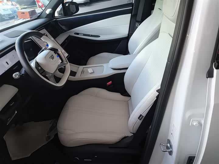 Фото 15 - Geely Galaxy L7