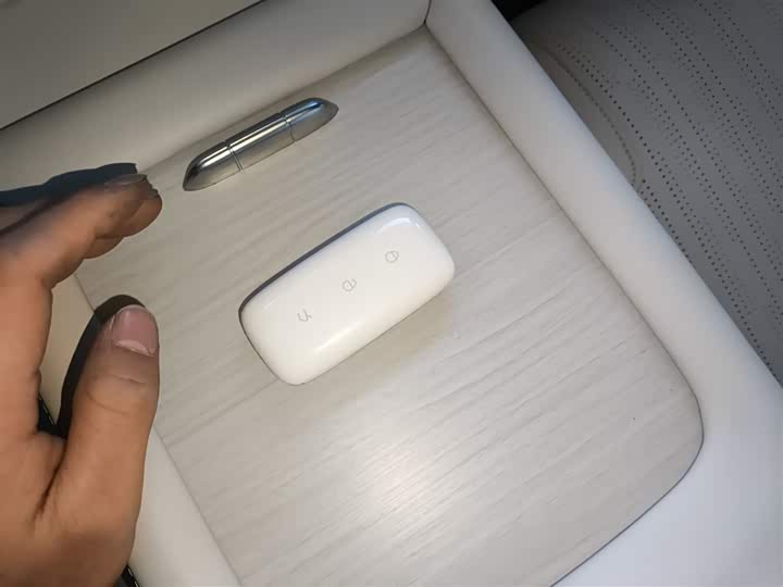 Фото 9 - Geely Galaxy L7