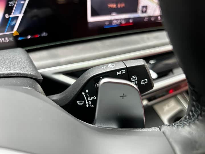 Фото 13 - BMW X5