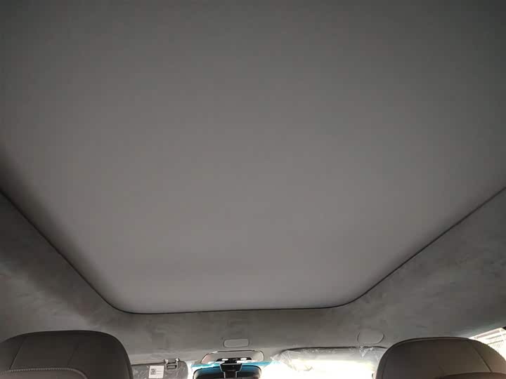 Фото 17 - Zeekr Mix