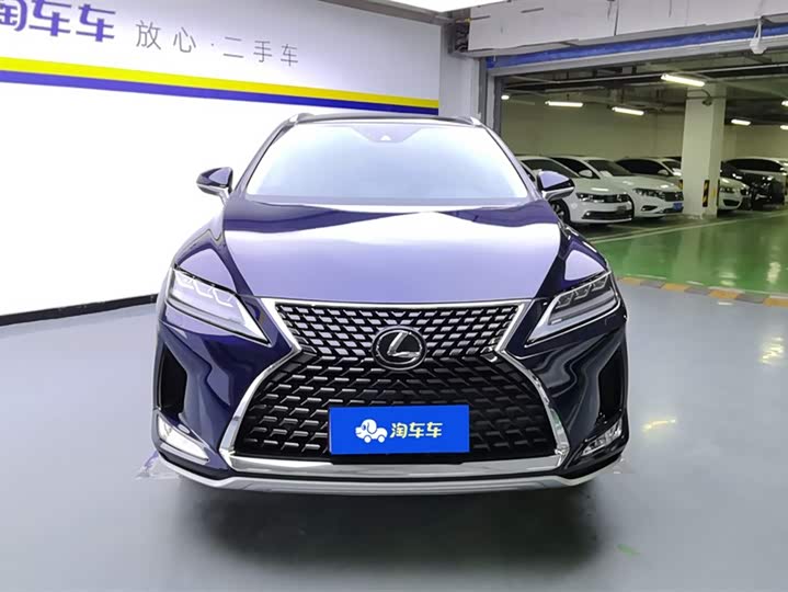 Фото 2 - Lexus RX