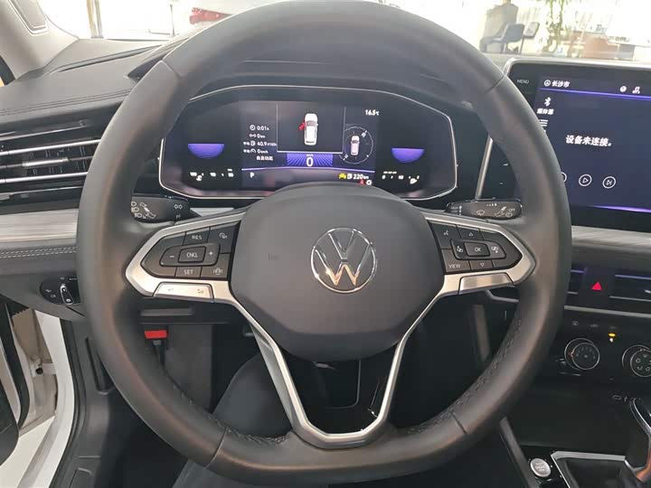 Фото 11 - Volkswagen Sagitar L