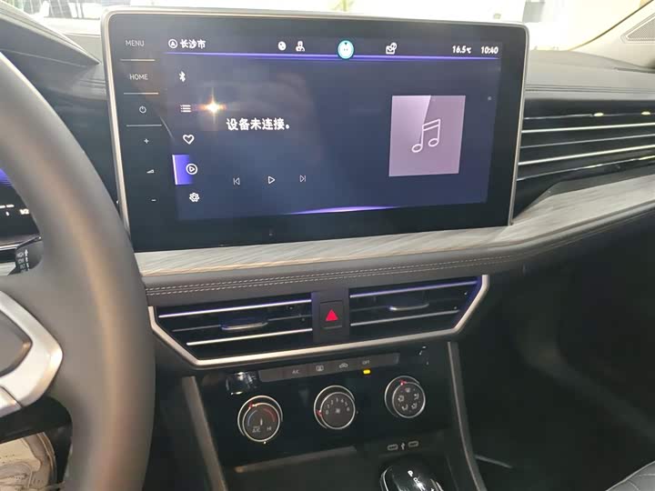 Фото 13 - Volkswagen Sagitar L