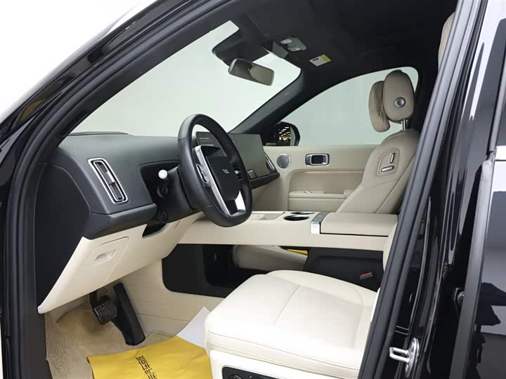 Фото 10 - LiXiang L9