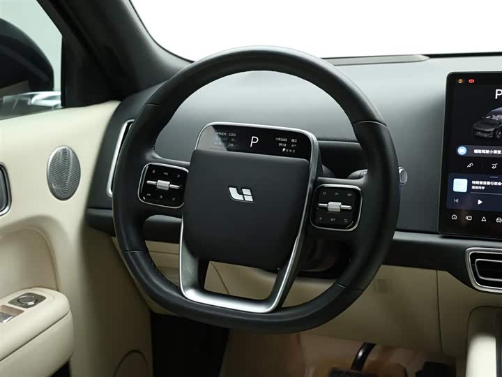 Фото 16 - LiXiang L9