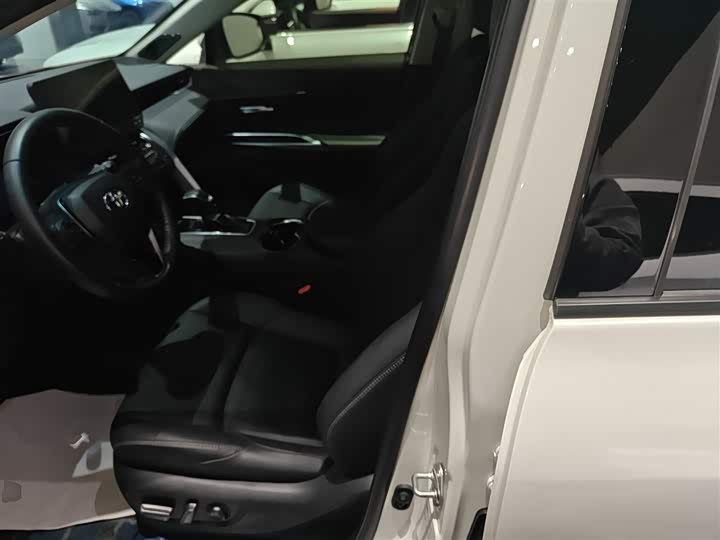 Фото 15 - Toyota Venza