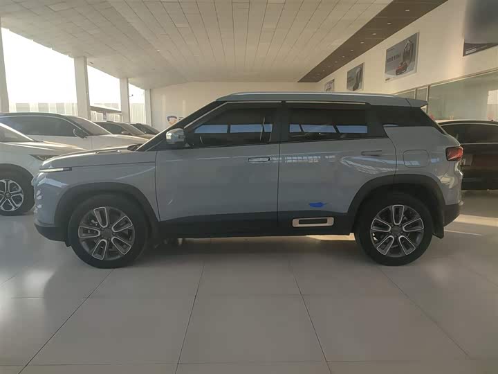 Фото 5 - Geely Icon