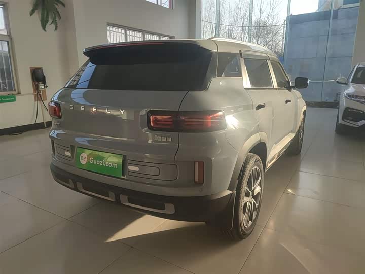 Фото 7 - Geely Icon