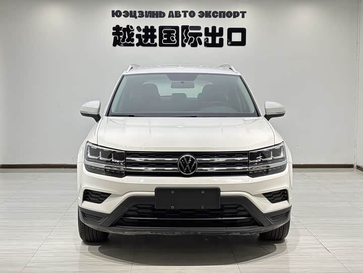 Фото 2 - Volkswagen Tharu