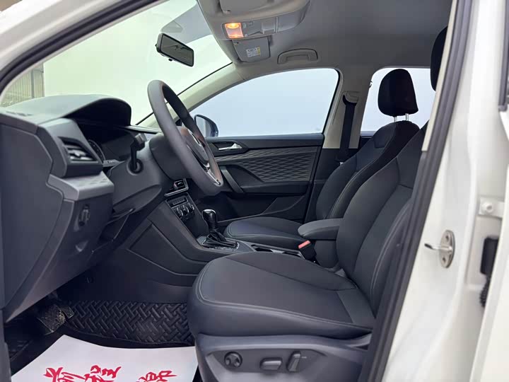 Фото 4 - Volkswagen Tharu