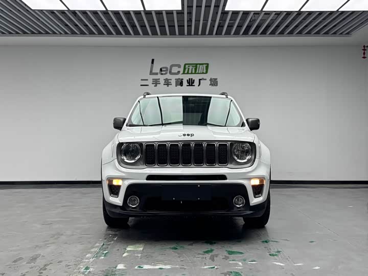 Фото 2 - Jeep Renegade