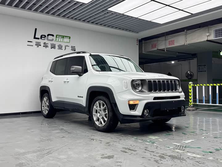 Фото 3 - Jeep Renegade