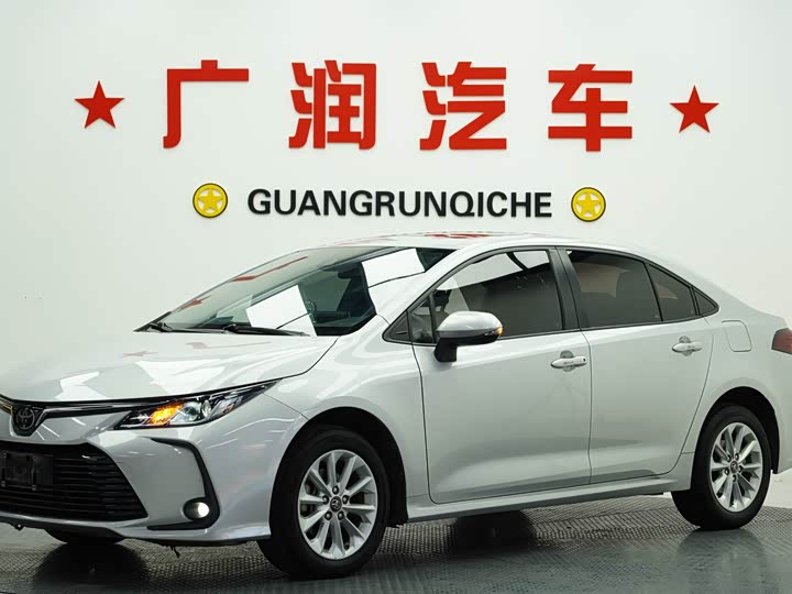 Фото 1 - Toyota Corolla